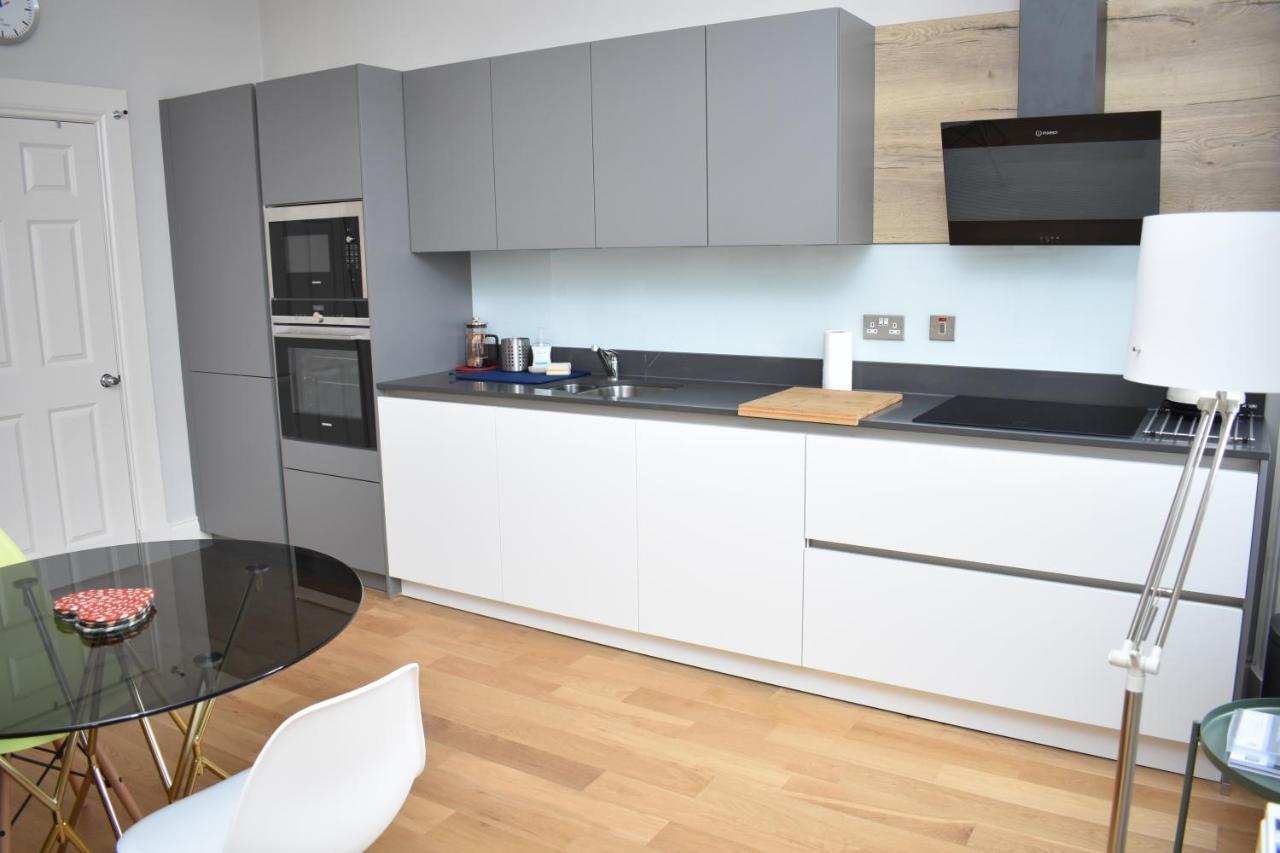 Bernard St - Bright And Spacious 1 Bed Apartment At The Shore! Edimburgo Esterno foto