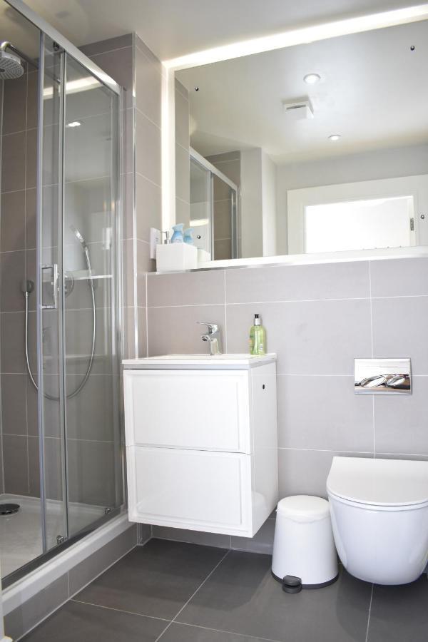 Bernard St - Bright And Spacious 1 Bed Apartment At The Shore! Edimburgo Esterno foto